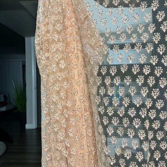 Saree Blouse Set - Picture 5 of 7